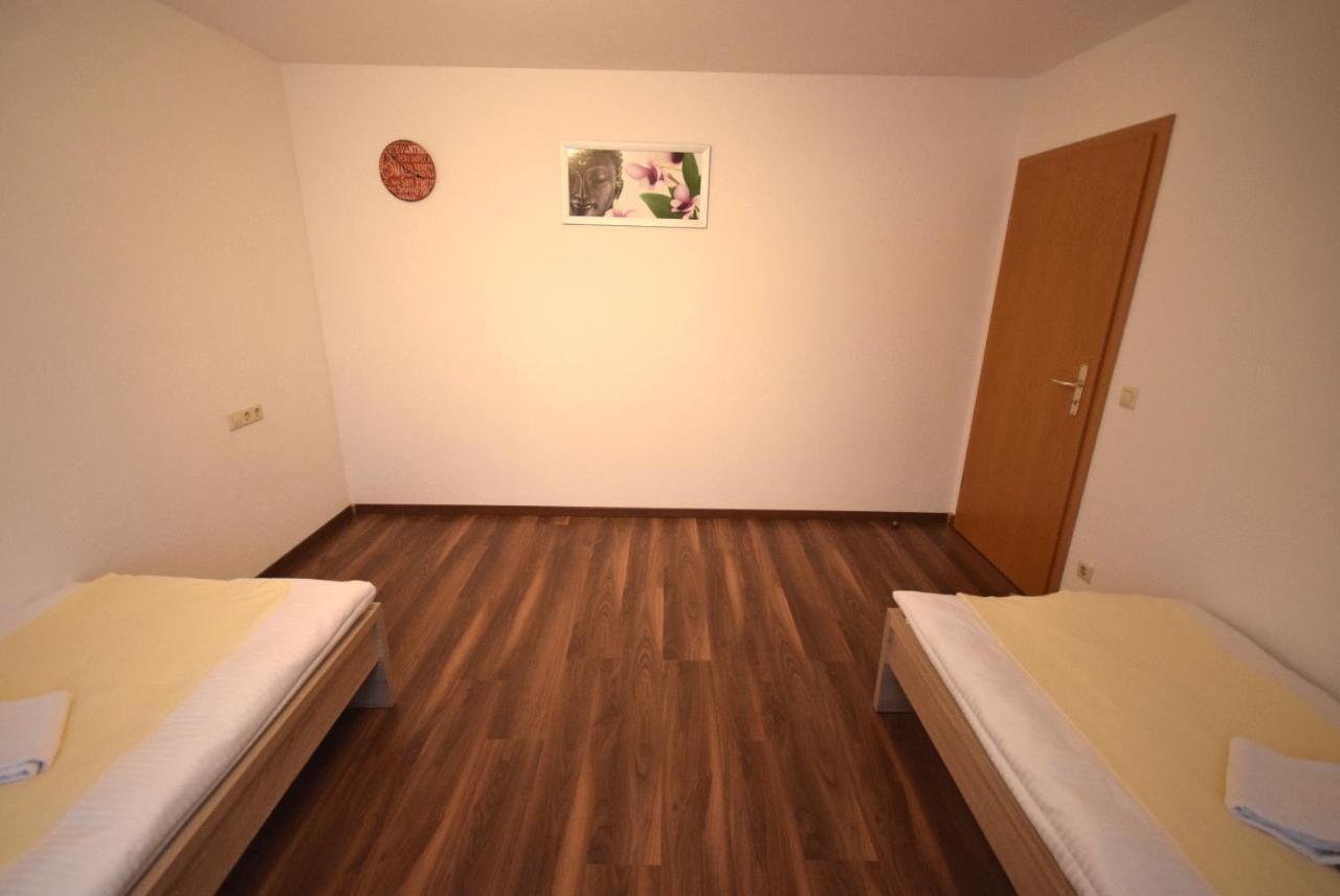 Ab Apartment Objekt 72 プロッヒンゲン エクステリア 写真