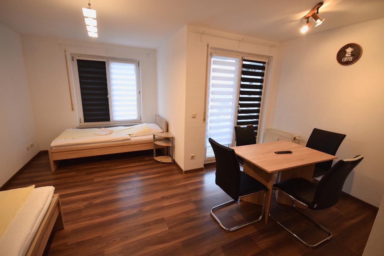 Ab Apartment Objekt 72 プロッヒンゲン エクステリア 写真