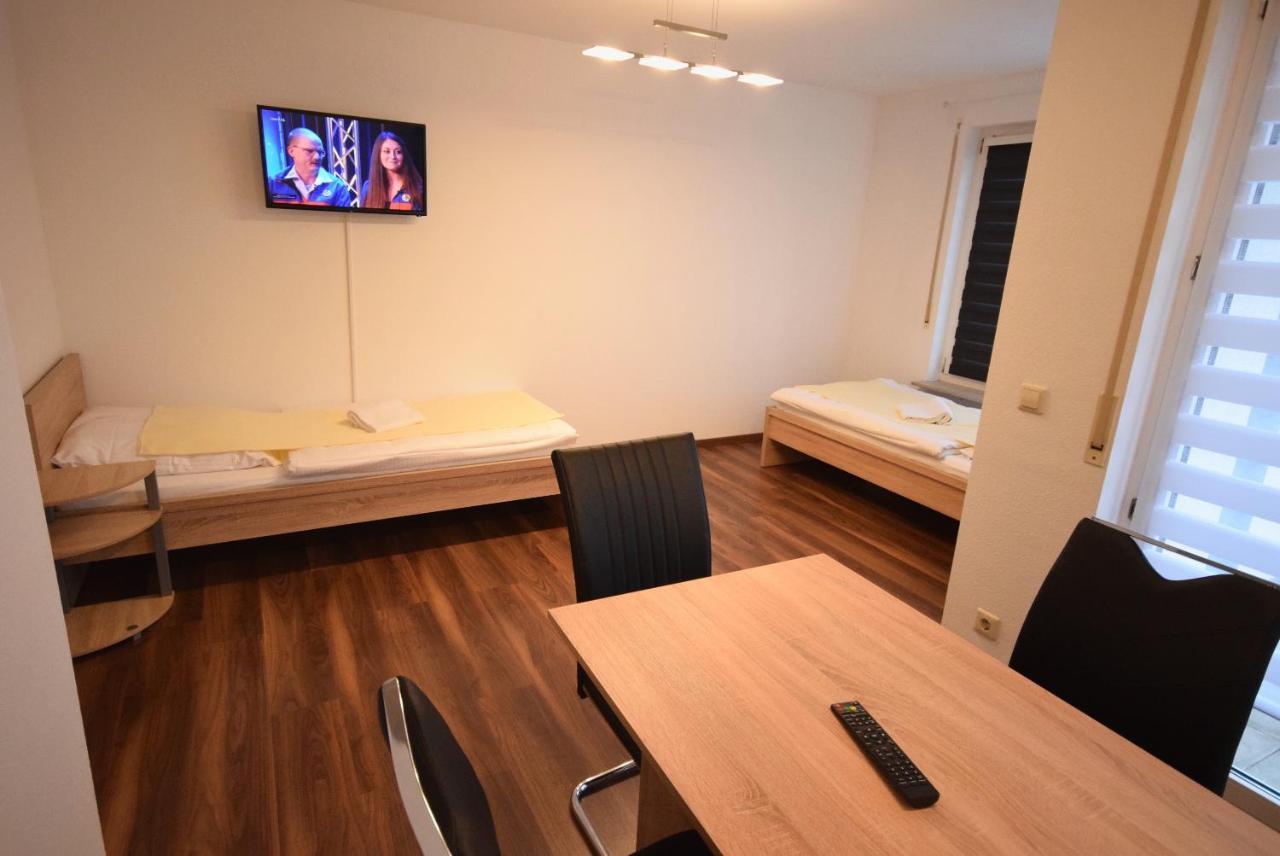 Ab Apartment Objekt 72 プロッヒンゲン エクステリア 写真